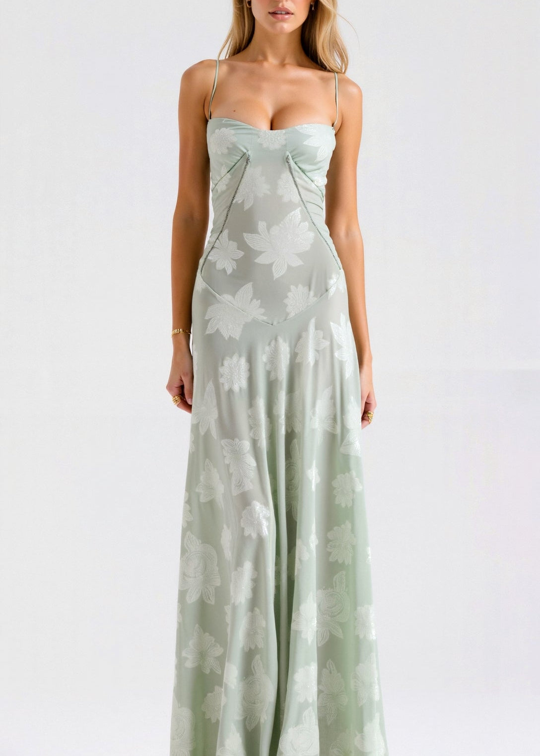 Alma | Maxi dress with lace-up back